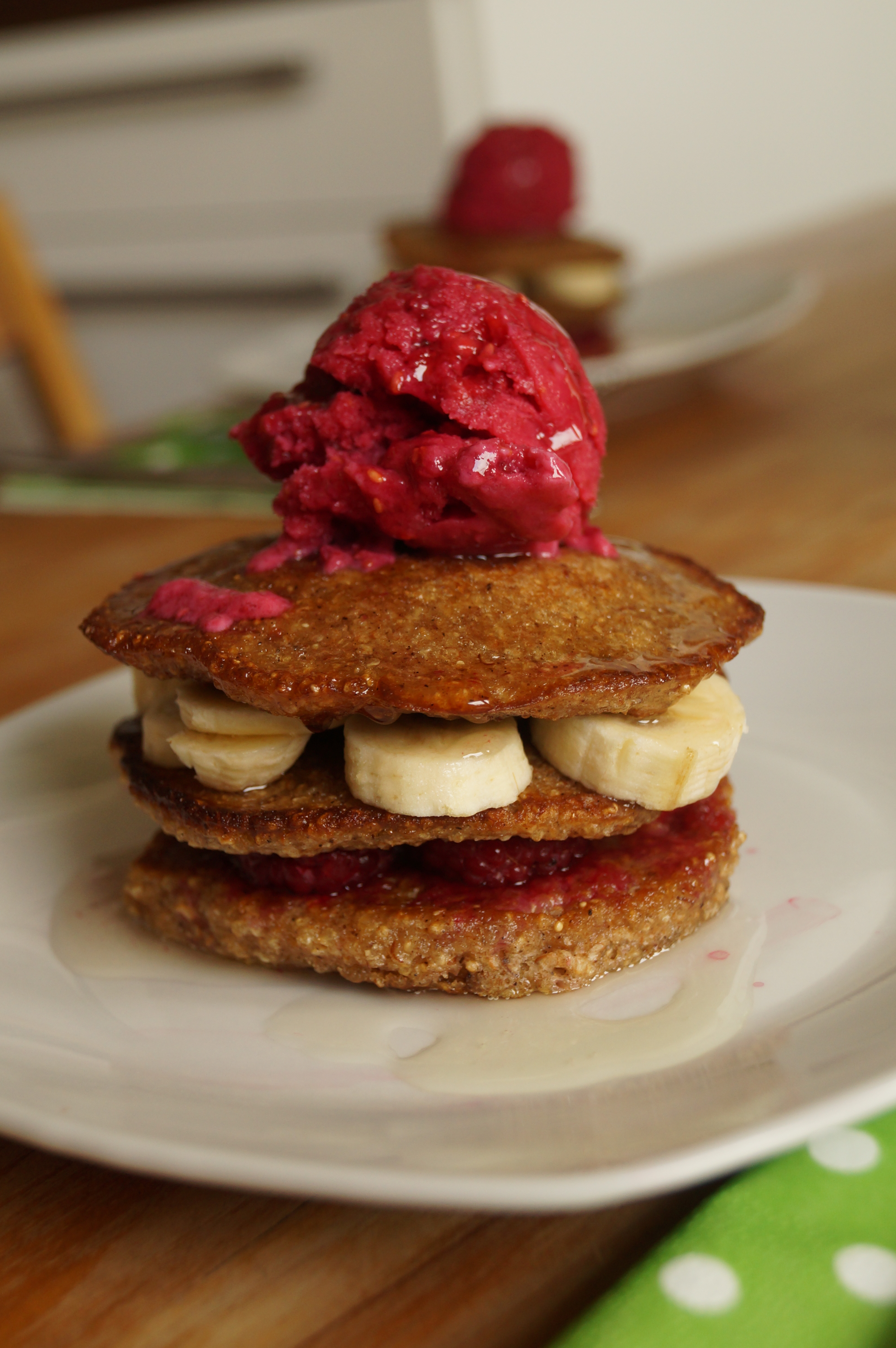 Mini Crunch Pancakes Mit Himbeer Joghurt Eis Alla Attila Hildmann Fruhstuck Monica Ivancan Blog